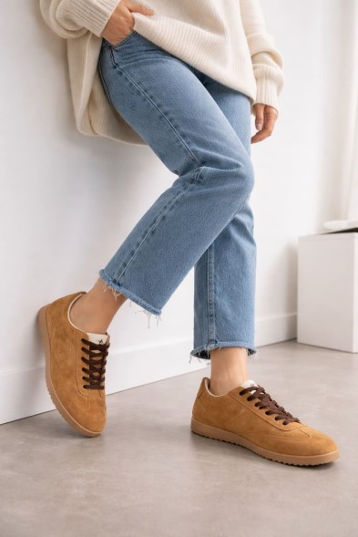 Женские кроссовки The Row Suede Sneakers Beige