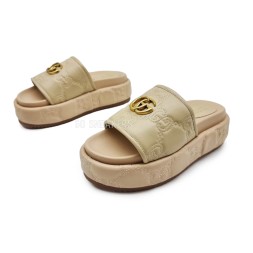 Gucci Flip-flops Platform Double G Beige