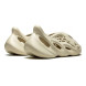 Унисекс кроссовки для бега Adidas YEEZY FOAM SAND
