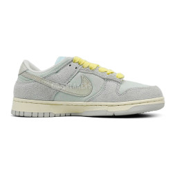 Nike SB Dunk Low Suede Grey